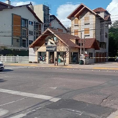 Novo Aconchego Apartment Грамаду Екстериор снимка